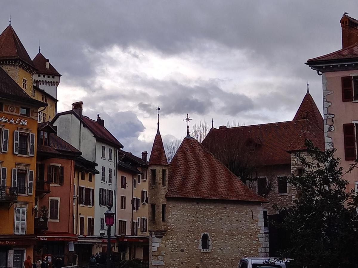 1 Passage Du Chateau Румии Екстериор снимка